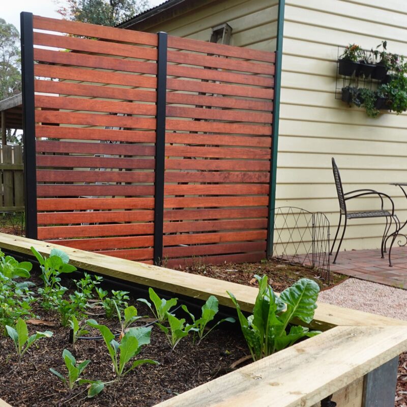 Screen Up Joiner Post