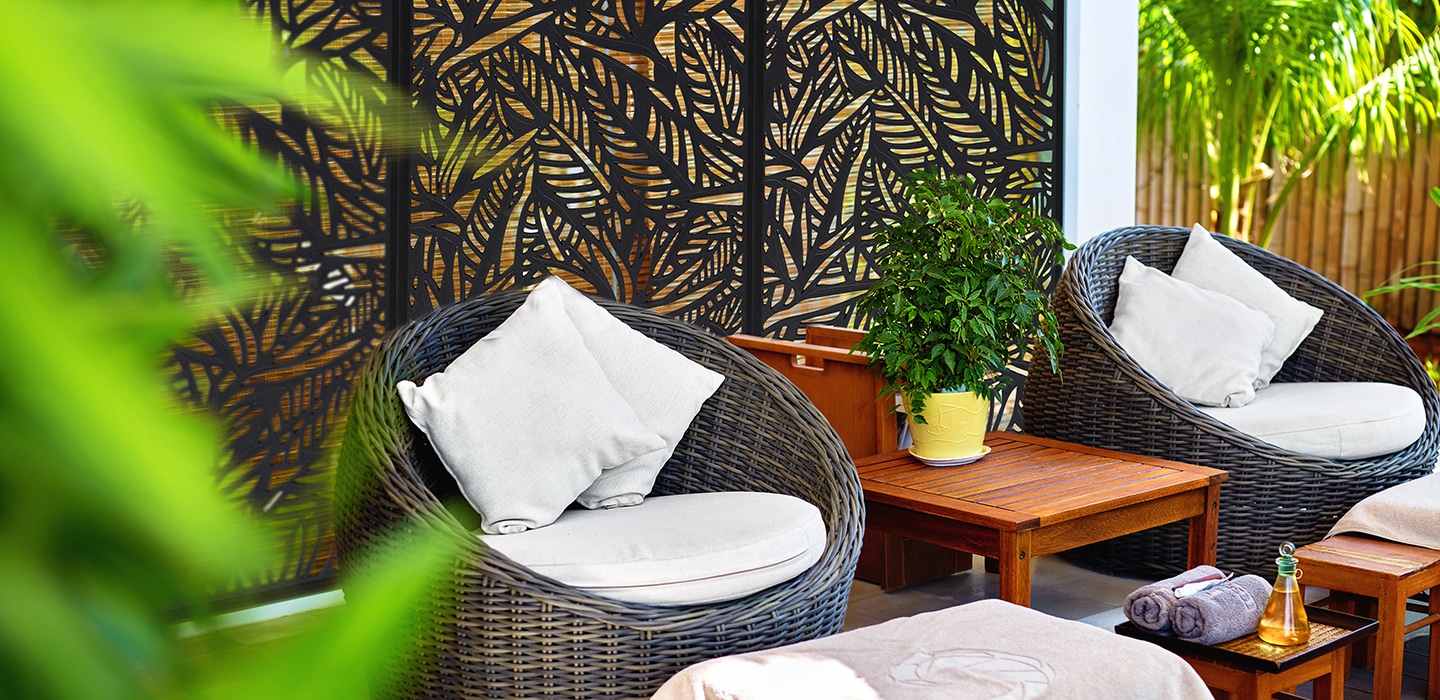 Matrix Privacy Decor Screen - Bird of Paradise outdoor
