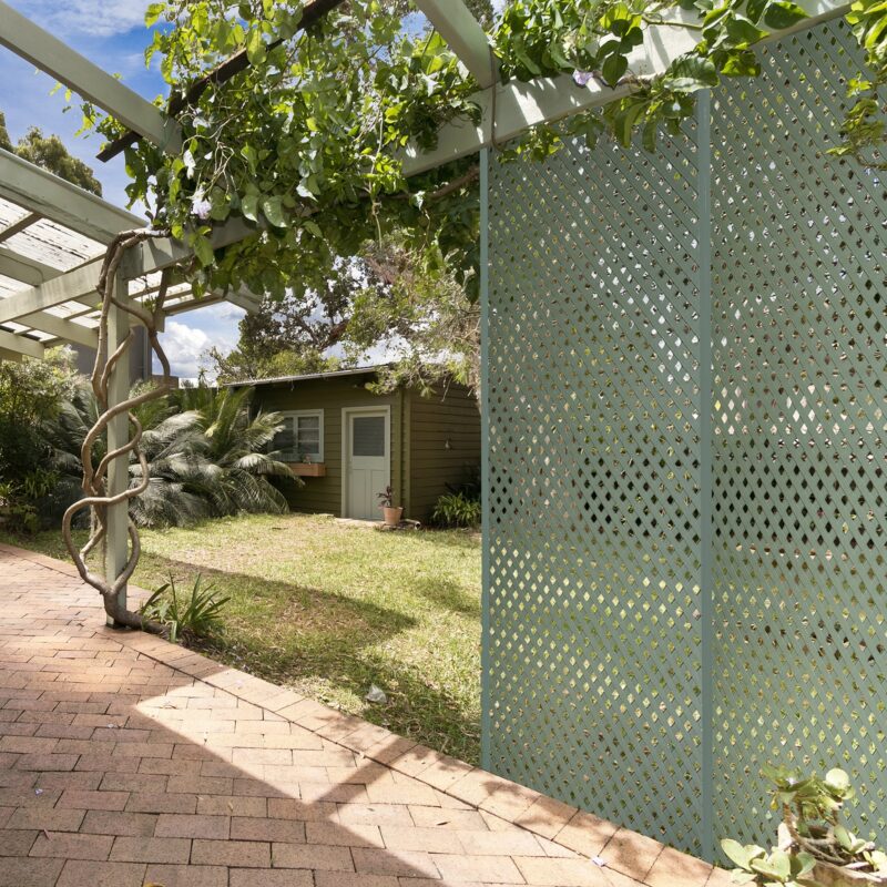 Jack Matrix Classic Diamond Lattice_ 2400x1200mm Rivergum Privacy Screen
